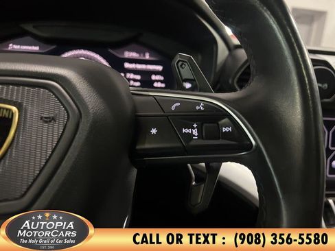 Used 2020 Lamborghini Urus image 32