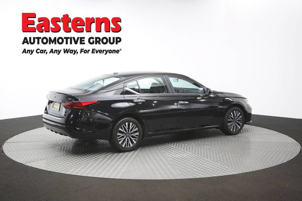 Used 2023 Nissan Altima 2.5 SV AWD/4WD image 43