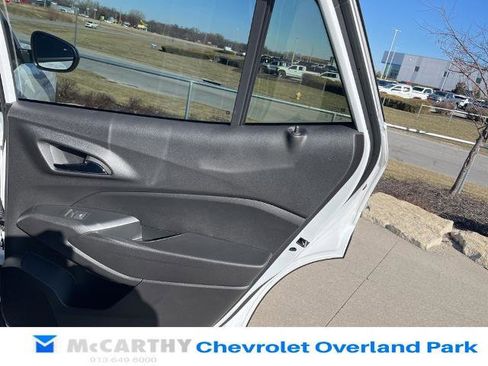 New 2026 Chevrolet Trax RS w/ Sunroof Package image 15