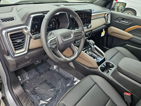 New 2026 GMC Canyon Denali w/ LPO, Black Badging Package image 20