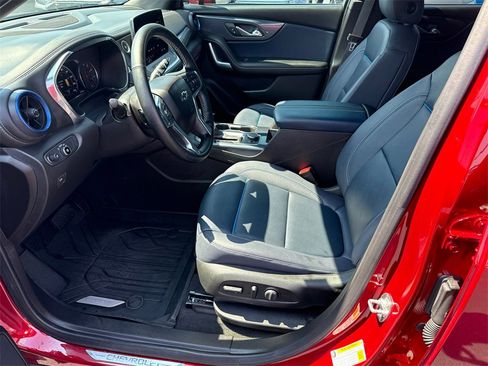 Used 2023 Chevrolet Blazer RS image 9