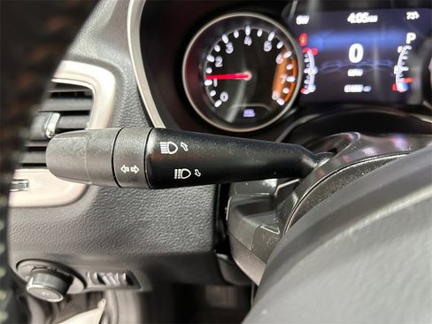 Used 2019 Jeep Compass Latitude w/ Popular Equipment Group image 18