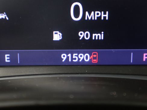 Used 2021 GMC Terrain SLT image 17