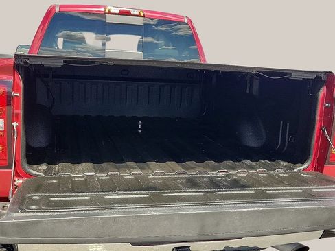 Used 2019 Chevrolet Silverado 2500 LTZ AWD/4WD image 8