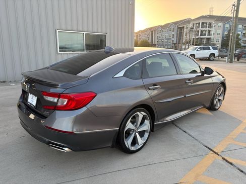 Certified 2020 Honda Accord Touring image 8