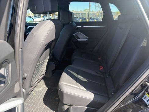 Used 2021 Audi Q3 2.0T Premium image 10