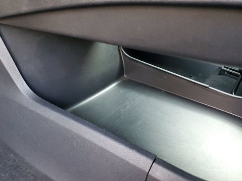 Certified 2025 Nissan Rogue SV AWD/4WD image 35