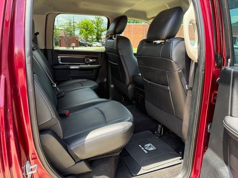 Used 2017 RAM 1500 Laramie w/ Convenience Group AWD/4WD image 30