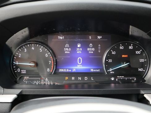 Certified 2023 Ford Explorer XLT w/ Equipment Group 202A AWD/4WD image 31