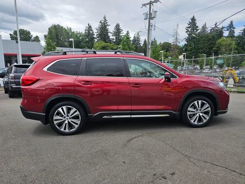 Used 2022 Subaru Ascent Limited w/ Technology Package AWD/4WD image 8