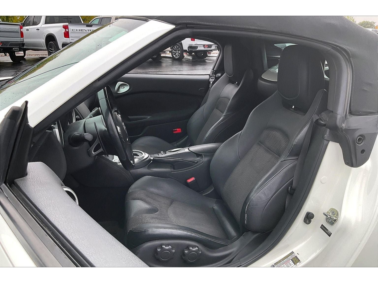 Used 2014 Nissan 370Z Touring w/ Sport Package RWD image 23