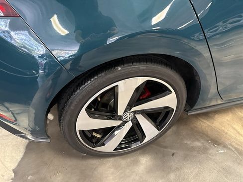 Used 2018 Volkswagen GTI S FWD image 12