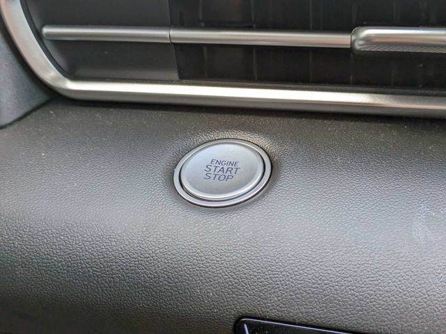 Certified 2025 Hyundai Elantra Hybrid FWD image 25