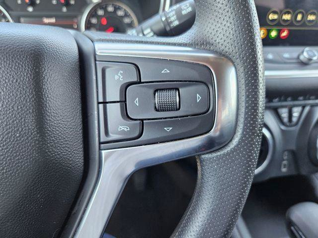 Used 2025 Chevrolet Blazer LT AWD/4WD image 33