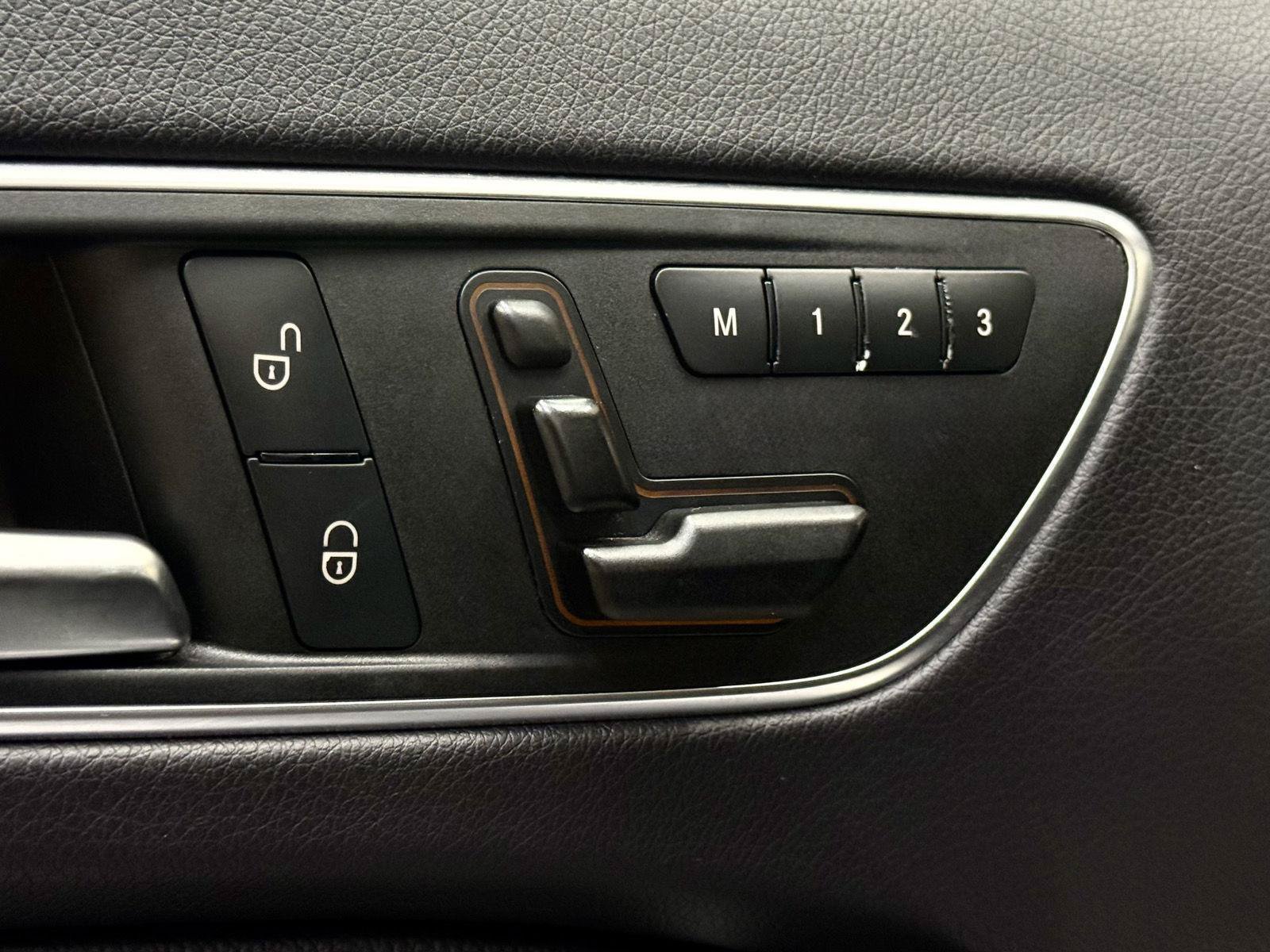Used 2016 Mercedes-Benz GLA 250 image 14