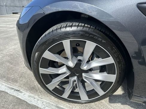 Used 2025 Tesla Model 3 Long Range RWD image 11
