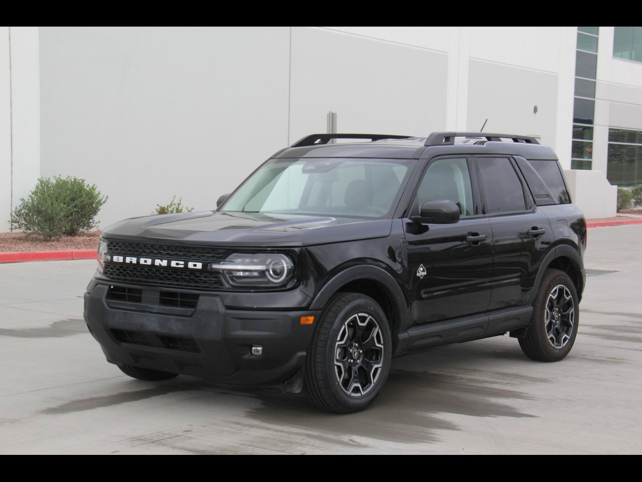 Used 2026 Ford Bronco Sport Outer Banks AWD/4WD image 1