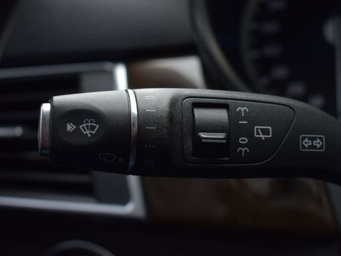 Used 2015 Mercedes-Benz ML 350 4MATIC image 21