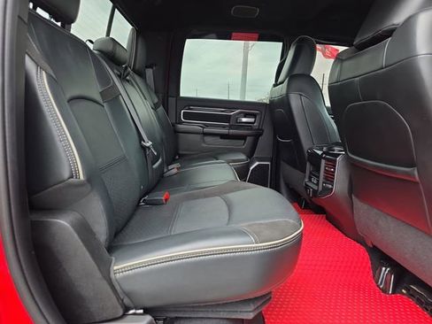Used 2022 RAM 2500 Laramie w/ Night Edition image 13