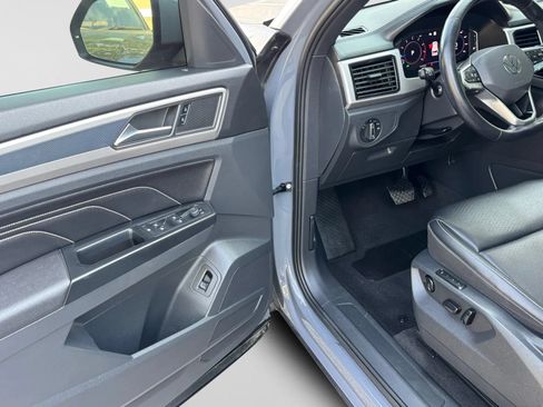 Used 2020 Volkswagen Atlas Cross Sport SEL FWD image 10