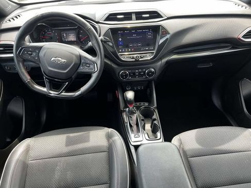 Used 2023 Chevrolet TrailBlazer RS w/ Convenience Package AWD/4WD image 15