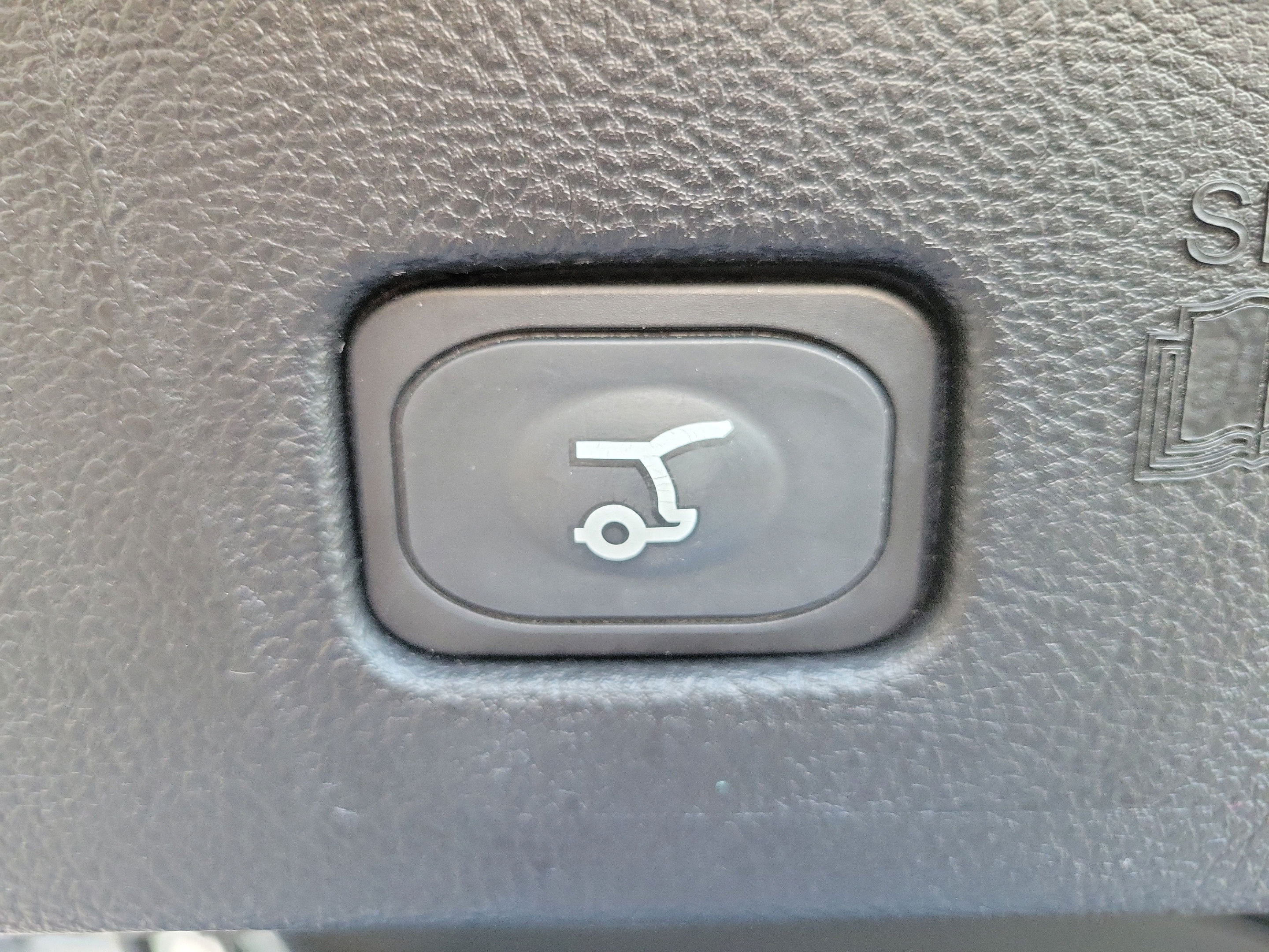 Used 2024 Ford Edge ST w/ Equipment Group 401A AWD/4WD image 8