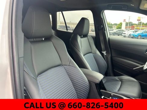 Certified 2024 Toyota Corolla Cross AWD Hybrid w/ Convenience Package image 6