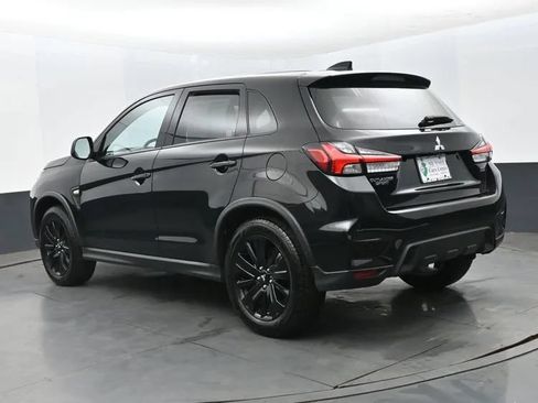 Used 2025 Mitsubishi Outlander Sport LE AWD/4WD image 9