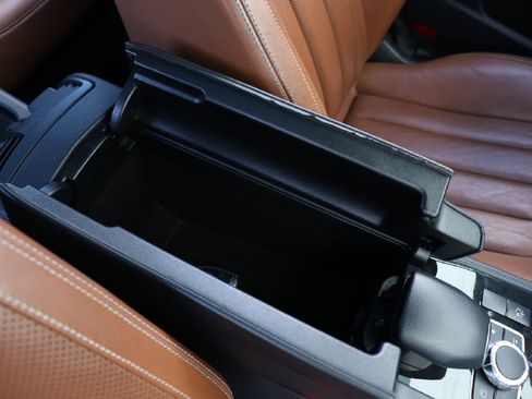 Used 2018 Mercedes-Benz CLS 550 w/ Premium 2 Package image 53