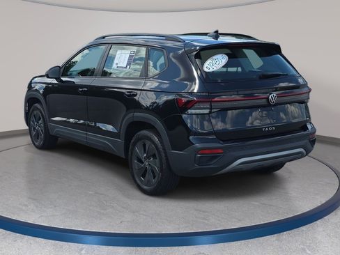 Used 2025 Volkswagen Taos S FWD image 7
