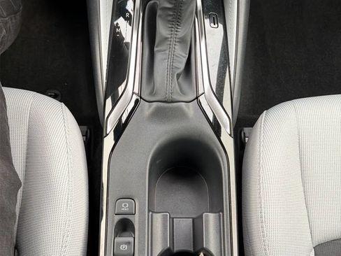 Used 2023 Toyota Corolla SE FWD image 20