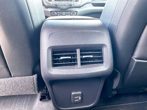 Used 2024 GMC Terrain AT4 w/ Infotainment Package II AWD/4WD image 22