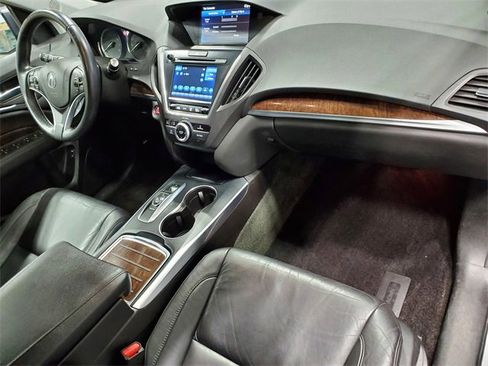 Used 2018 Acura MDX SH-AWD image 15