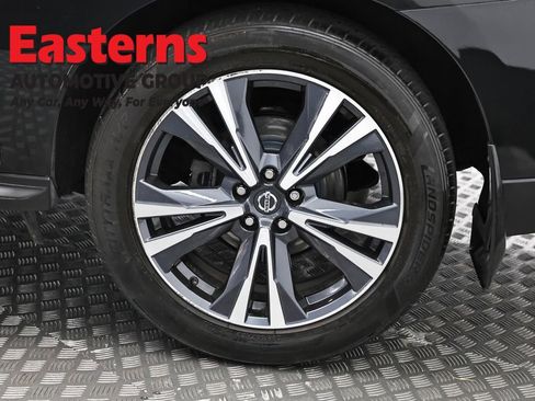 Used 2020 Nissan Pathfinder Platinum w/ Cargo Package AWD/4WD image 39