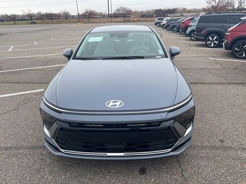 New 2026 Hyundai Sonata SEL image 2