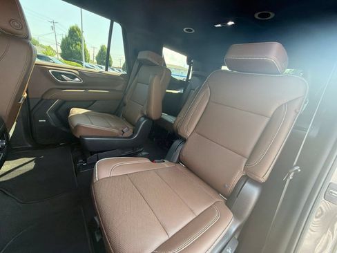 Used 2021 Chevrolet Tahoe High Country AWD/4WD image 23