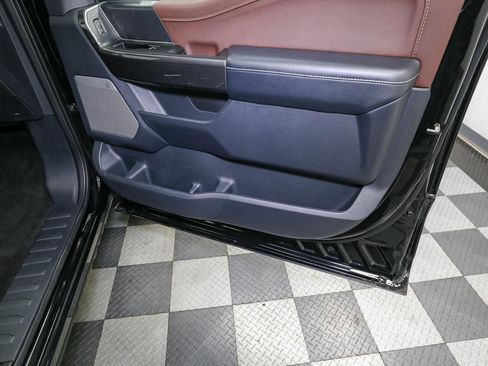 Used 2021 Ford F150 Lariat w/ Max Trailer Tow Package image 21