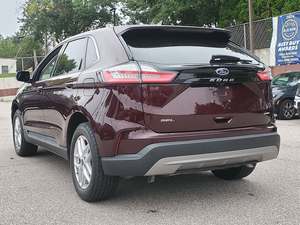 Used 2024 Ford Edge SEL w/ Convenience Package AWD/4WD image 3