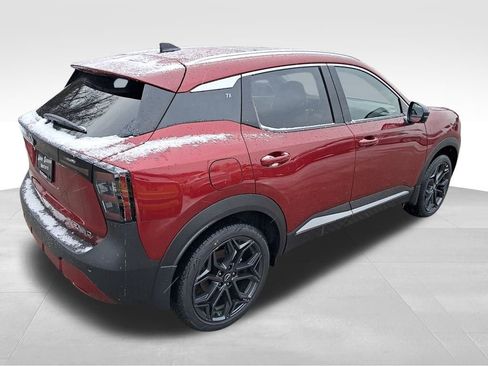New 2026 Nissan Kicks SR w/ SR Premium Package AWD/4WD image 11