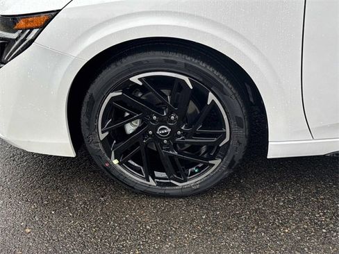 New 2026 Nissan Sentra SR w/ SR Premium Package image 11