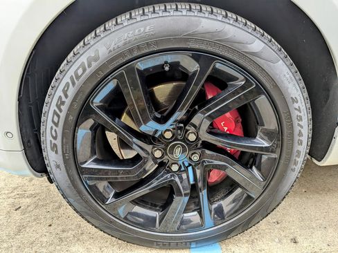 Used 2018 Land Rover Range Rover Sport HSE Dynamic image 17