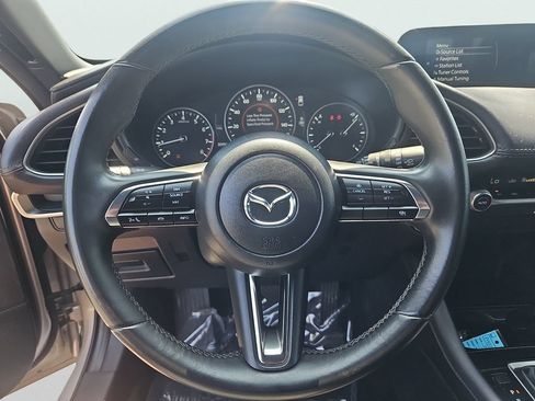 Used 2024 MAZDA MAZDA3 s FWD image 24
