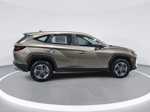 New 2026 Hyundai Tucson Blue SE AWD/4WD image 4