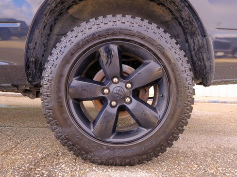 Used 2018 RAM 1500 Big Horn image 40