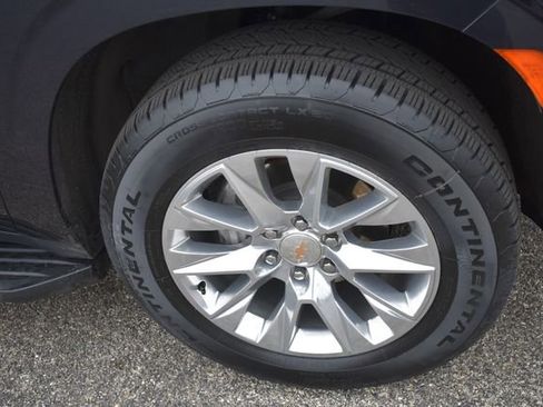 Certified 2023 Chevrolet Tahoe Premier w/ Advanced Technology Package image 12