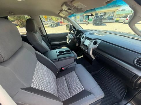 Used 2014 Toyota Tundra SR5 AWD/4WD image 18