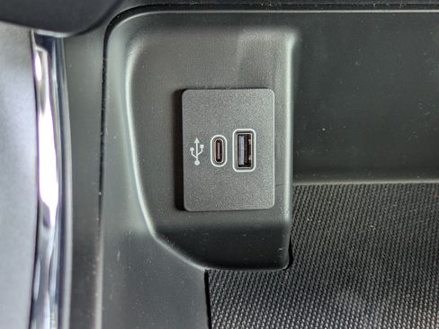Certified 2026 Ford F150 XLT w/ Equipment Group 302A MID AWD/4WD image 32