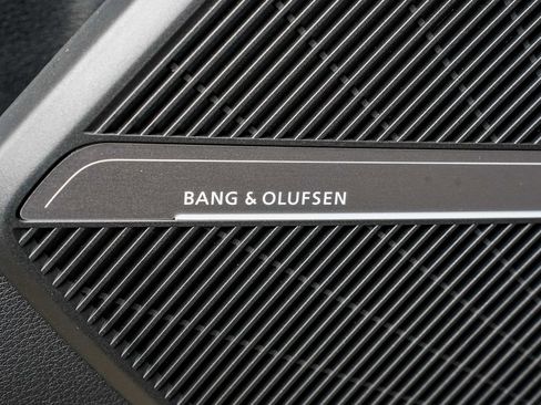 Used 2025 Audi Q5 Prestige image 10