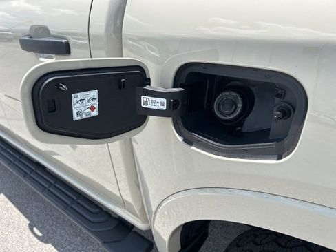 New 2025 Ford Ranger XLT w/ FX4 Off-Road Package image 10