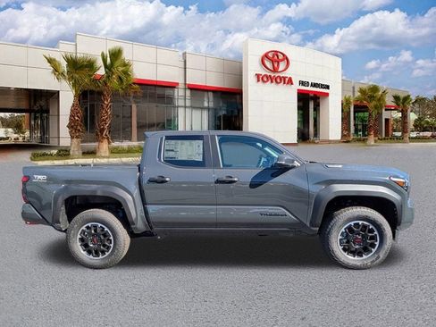 New 2025 Toyota Tacoma TRD Off-Road image 4